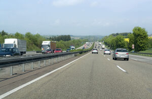 Droht ein autobahnähnlicher Ausbau der B328? (Foto: Colourbox.de)